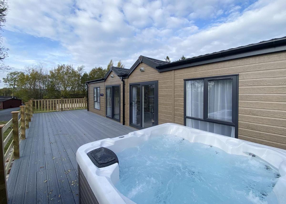 Flusco Wood Hotel Great Blencow Buitenkant foto